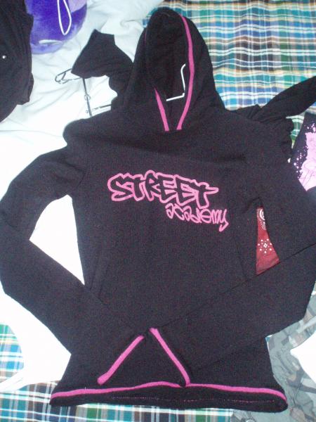 Pull fin avec motif rose